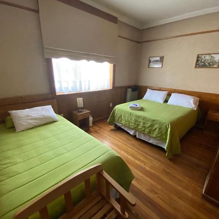 Hostal Chalet Las Violetas Punta Arenas Eksteriør bilde