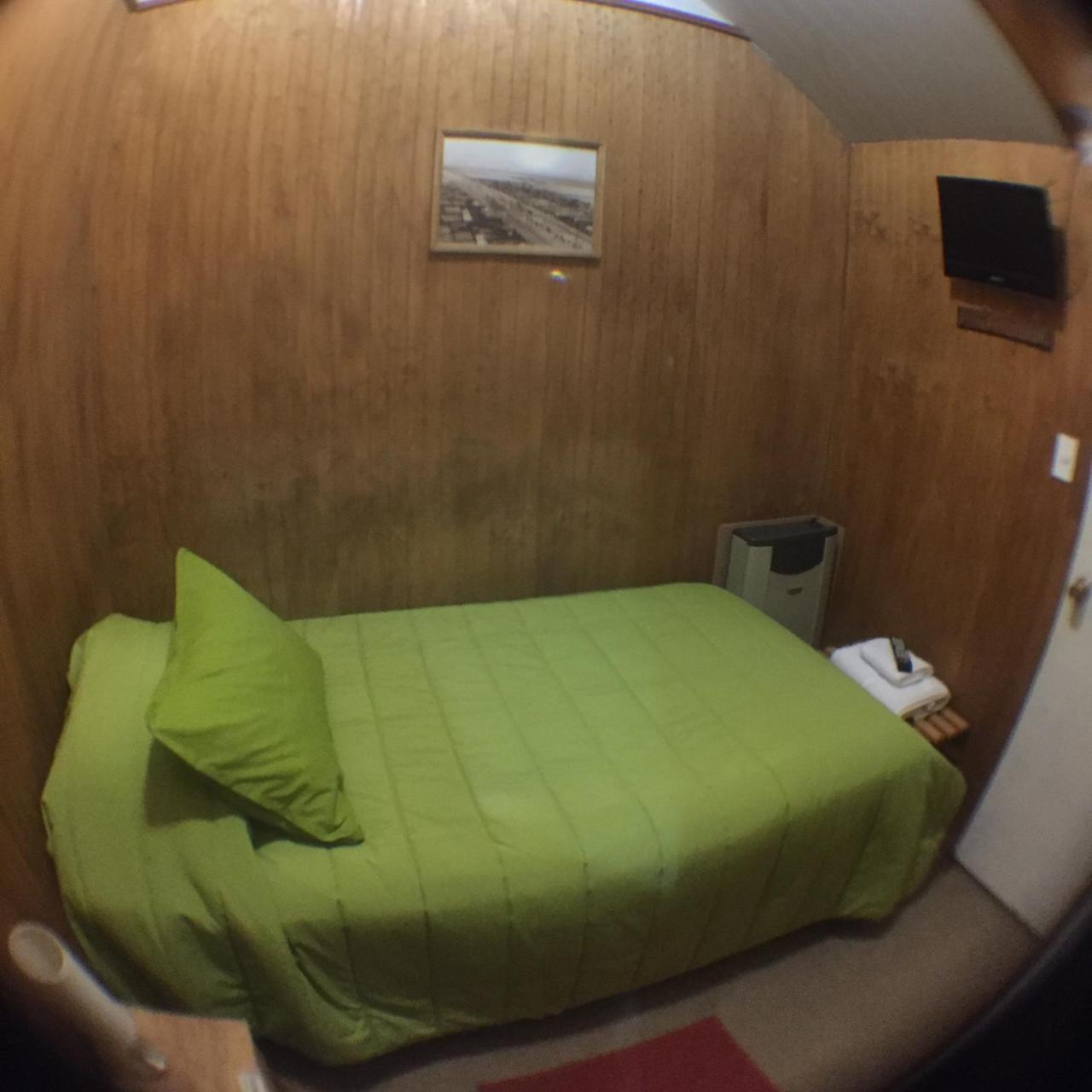 Hostal Chalet Las Violetas Punta Arenas Eksteriør bilde
