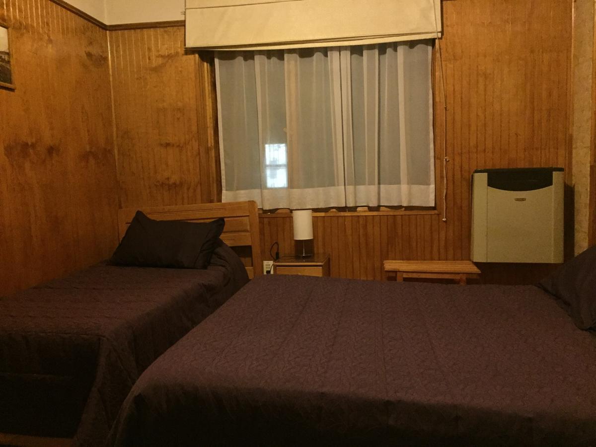 Hostal Chalet Las Violetas Punta Arenas Eksteriør bilde