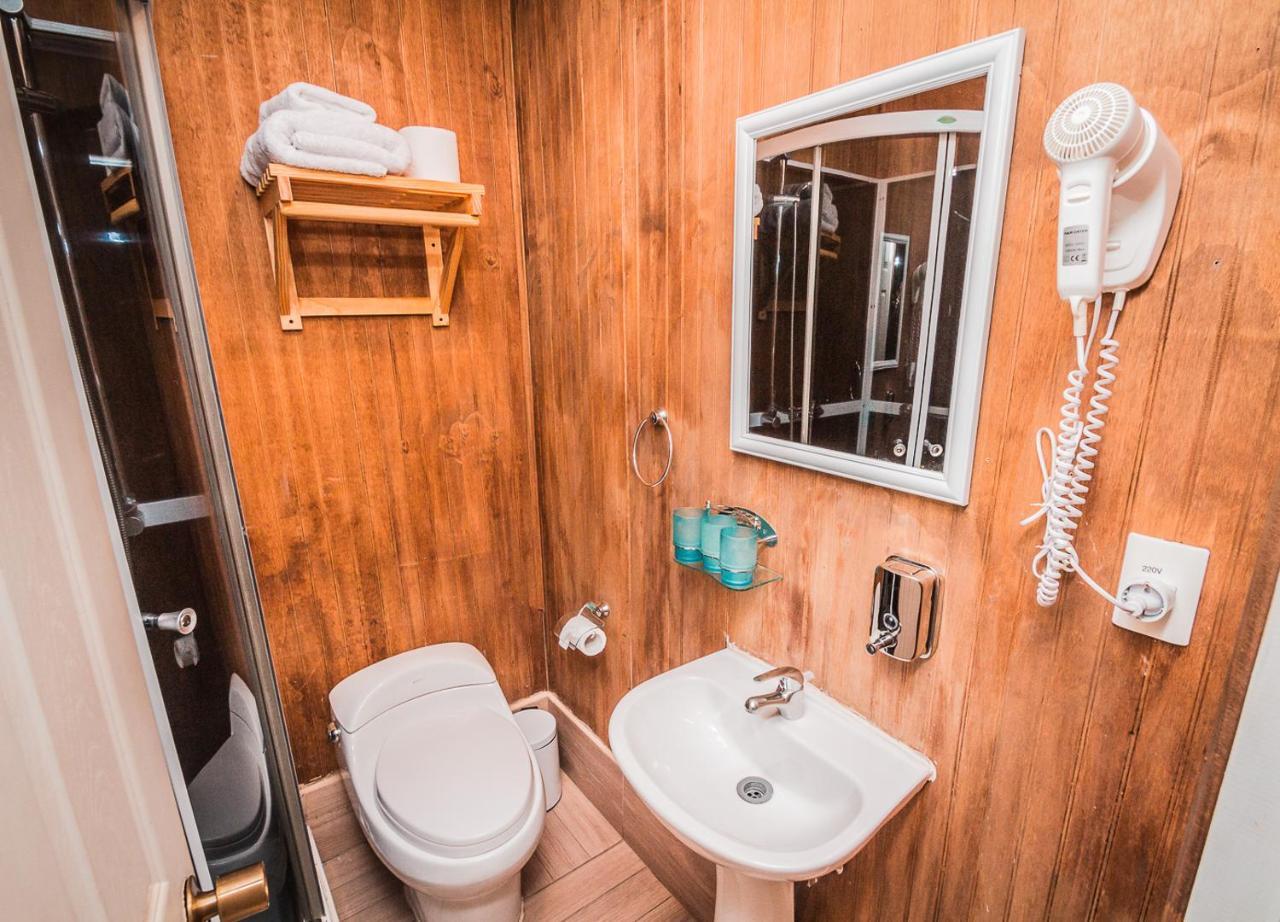 Hostal Chalet Las Violetas Punta Arenas Eksteriør bilde